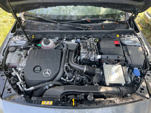 Laden Sie das Bild in den Galerie-Viewer, Motor Mercedes-Benz 282914 1.3 2023 Benzin Engine Unkomplett