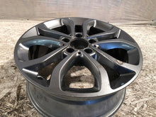 Laden Sie das Bild in den Galerie-Viewer, 1x Alufelge 17 Zoll 7.0&quot; 5x112 A2054010200 Mercedes-Benz W205 Rim Wheel