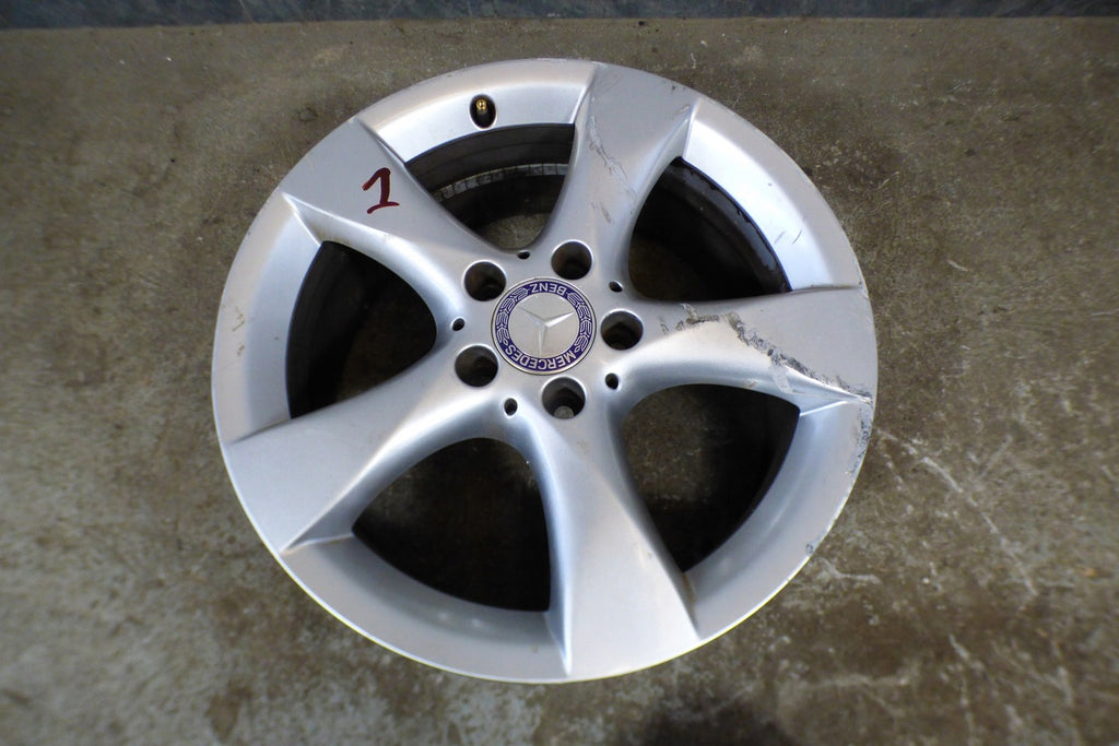 1x Alufelge 17 Zoll 7.5" 5x112 A2464010502 Mercedes-Benz W246 Rim Wheel
