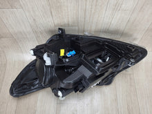 Laden Sie das Bild in den Galerie-Viewer, Frontscheinwerfer Mercedes-Benz Vito W447 A4479061501 LED Rechts Headlight SCH2768407787sx