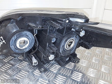 Laden Sie das Bild in den Galerie-Viewer, Frontscheinwerfer Toyota Prius Rechts Scheinwerfer Headlight SCH7268310205na