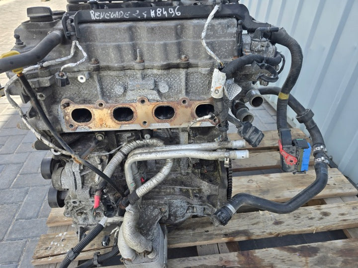 Motor Jeep Renegade P05048386AA 2.4 165TKm 2015 Benzin Engine Komplett MOT1843833418nd