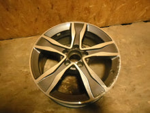 Laden Sie das Bild in den Galerie-Viewer, 1x Alufelge 17 Zoll 7.0&quot; 5x112 48ET A2054010800 Mercedes-Benz Rim Wheel