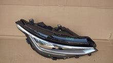 Load image into Gallery viewer, Frontscheinwerfer VW Golf VIII 5H1941006A LED Rechts Scheinwerfer Headlight SCH5938243964nf