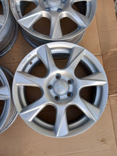 Laden Sie das Bild in den Galerie-Viewer, 4x Alufelge 16 Zoll 6.5" 5x108 43ET Silber KBA47263 8634738 Citroën I V70 S60 FEL5859680554um