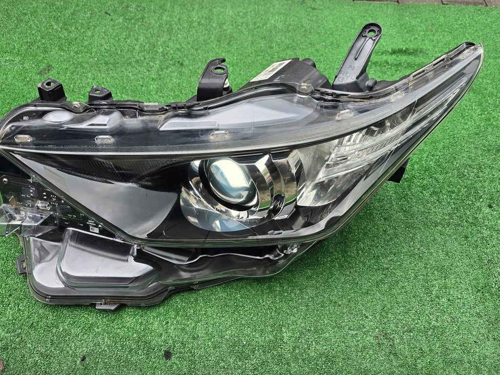 Frontscheinwerfer Toyota Auris 81150-02K30 LED Ein Stück (Rechts oder Links)
