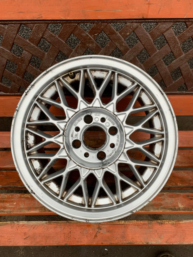 1x Alufelge 14 Zoll 6.5" 4x100 30ET Glanz Silber 2225540 BMW E30 Rim Wheel