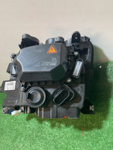 Load image into Gallery viewer, Frontscheinwerfer VW Amarok 2H1941018 Rechts Scheinwerfer Headlight SCH5904839774ec
