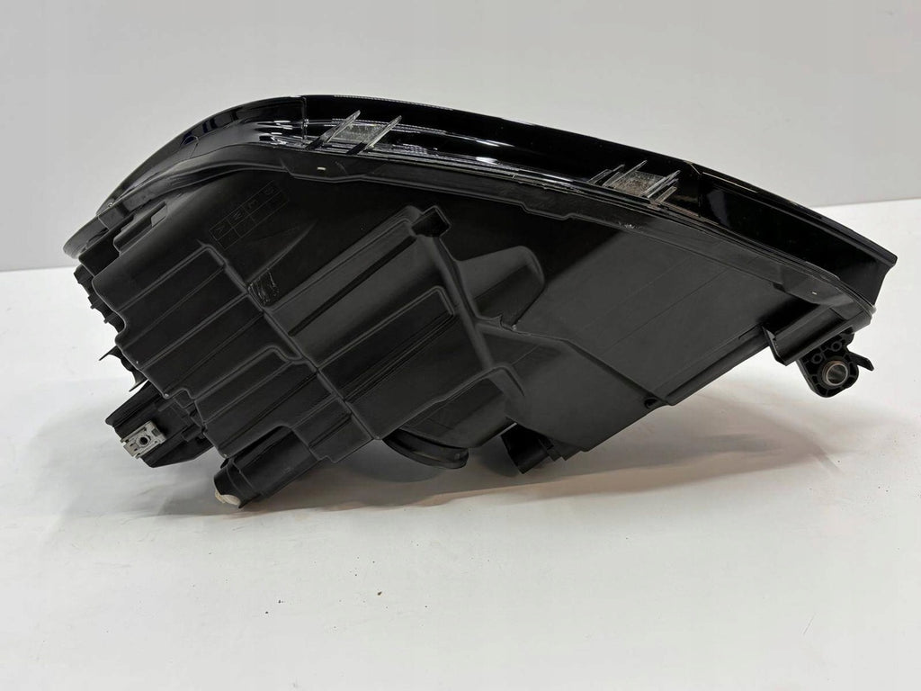 Frontscheinwerfer VW Caddy 2K1941016B Ein Stück (Rechts oder Links) Headlight SCH3321954022pi