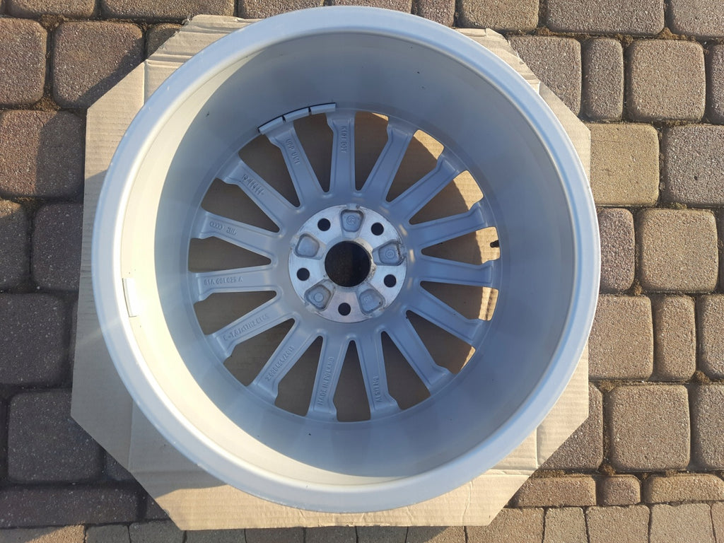 1x Alufelge 17 Zoll 7.0" 5x112 45ET Glanz Graphit 81A601025A Audi Q2 Mg FEL5473301526sc