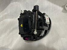 Load image into Gallery viewer, Frontscheinwerfer VW New Beetle 5C1941031E Xenon Links Scheinwerfer Headlight SCH9196979963cm