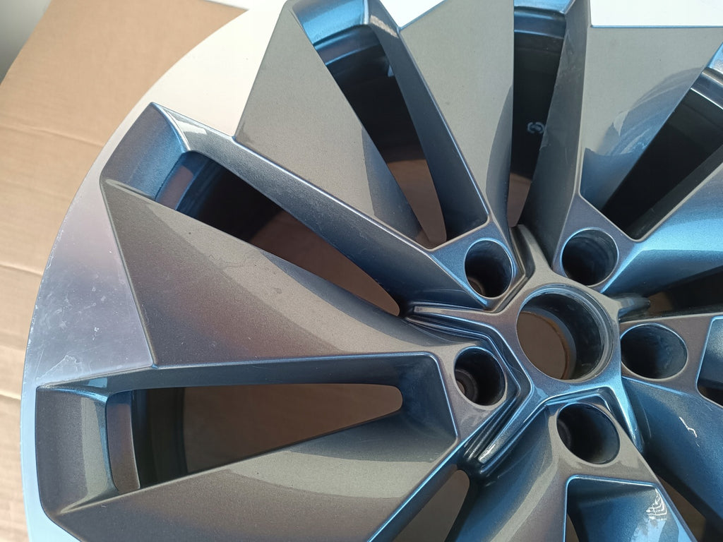 1x Alufelge 21 Zoll 9.0" 5x112 40ET 5LA601025P Skoda Enyaq Rim Wheel