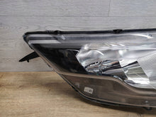 Laden Sie das Bild in den Galerie-Viewer, Frontscheinwerfer Iveco Daily VI I 05802476873 Rechts Scheinwerfer Headlight SCH3675969678uv