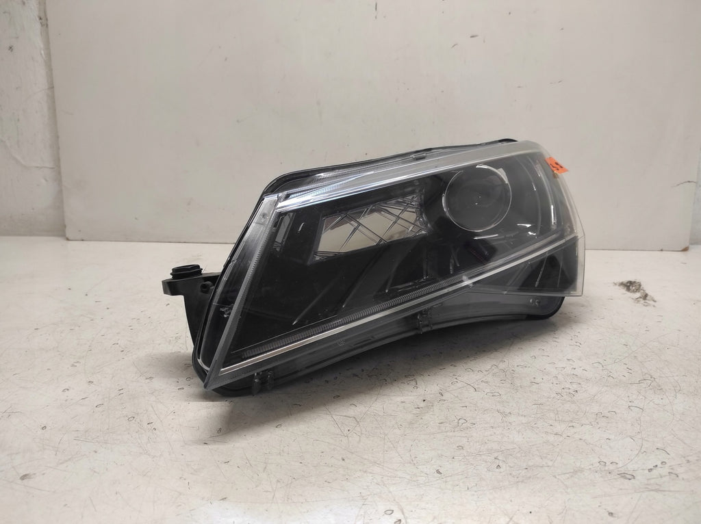 Frontscheinwerfer Skoda Superb III 9V1941015B- Xenon Links Headlight