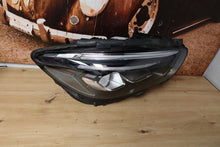 Laden Sie das Bild in den Galerie-Viewer, Frontscheinwerfer Mercedes-Benz A2479062603 LED Rechts Scheinwerfer Headlight SCH8151704637rv