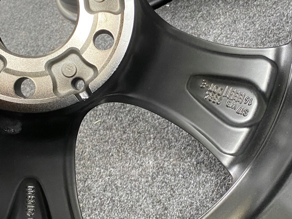 4x Alufelge 18 Zoll 8.0" 5x112 38ET Silber A2534010800 Mercedes-Benz Glc Coupe