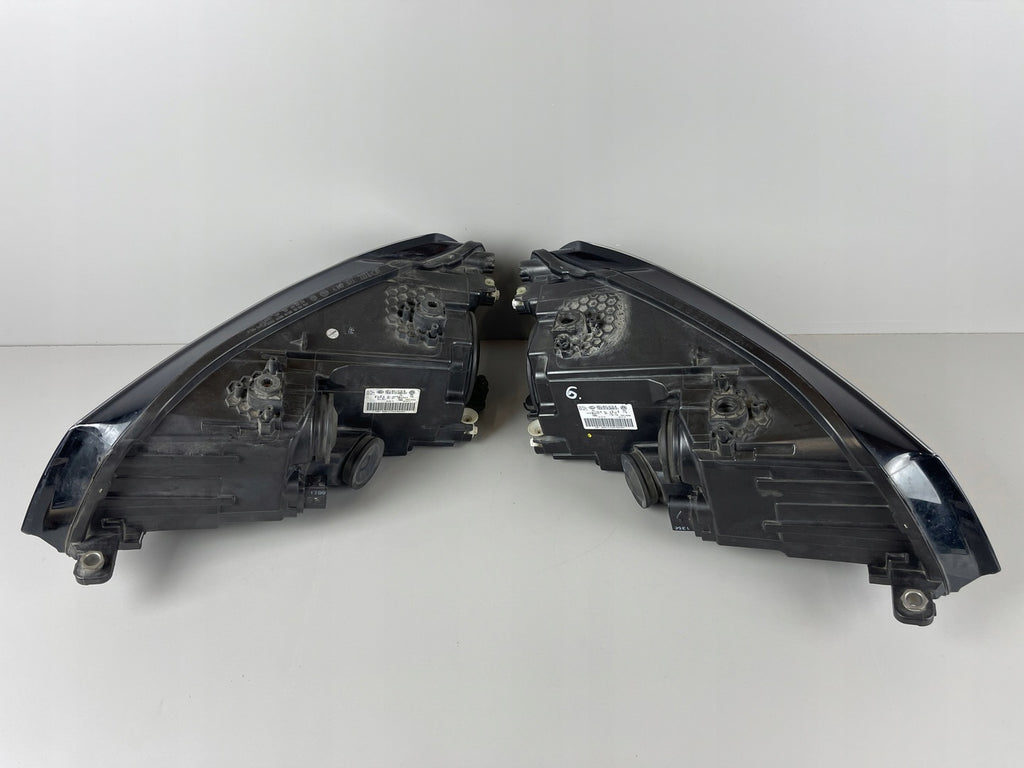 Frontscheinwerfer VW Caddy III 2K1941015B 2K1941016B Rechts oder Links SCH9849312756ej