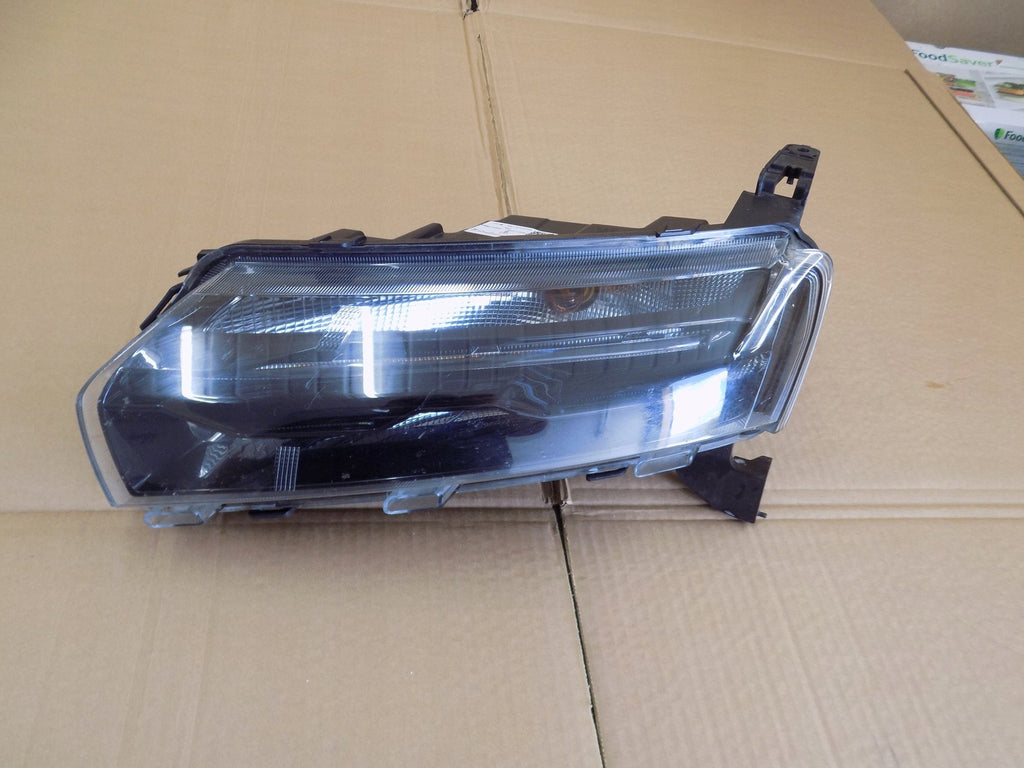 Frontscheinwerfer Dacia Spring 266052417R Links Scheinwerfer Headlight