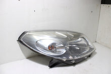 Load image into Gallery viewer, Frontscheinwerfer Dacia Sandero 8200733877 LED Rechts Scheinwerfer Headlight