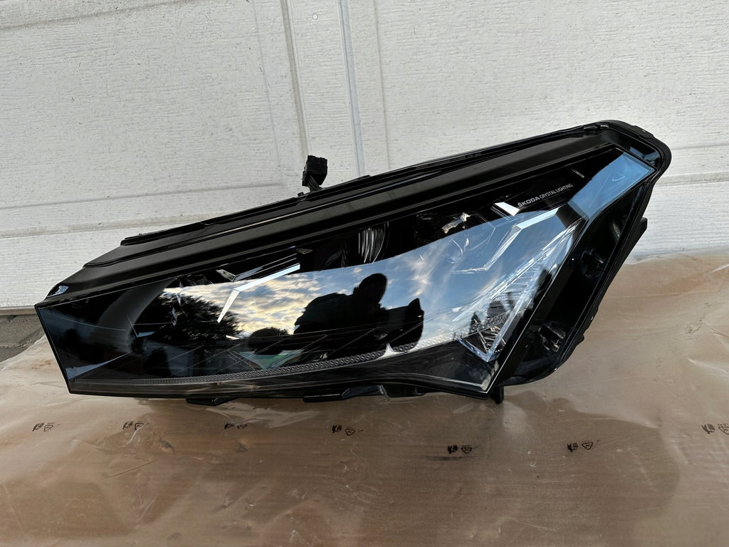 Frontscheinwerfer Skoda Enyaq 5LB941015A LED Links Scheinwerfer Headlight