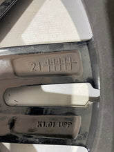 Laden Sie das Bild in den Galerie-Viewer, 1x Alufelge 17 Zoll 7.0&quot; 5x112 54ET Glanz Schwarz 6873929 Mini Rim Wheel