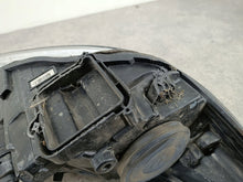 Laden Sie das Bild in den Galerie-Viewer, Frontscheinwerfer Ford Focus III F1EB-13W030-AD Links Scheinwerfer Headlight SCH1749693435xz