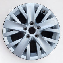 Load image into Gallery viewer, 1x Alufelge 16 Zoll 6.5&quot; 5x112 50ET Glanz Silber 5K0601025AL VW Golf Rim Wheel