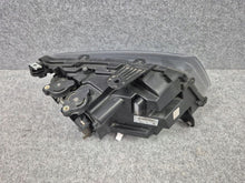 Laden Sie das Bild in den Galerie-Viewer, Frontscheinwerfer VW Amarok 2H3941031B 2H3941018B LED Ein Satz Headlight SCH3340722247he