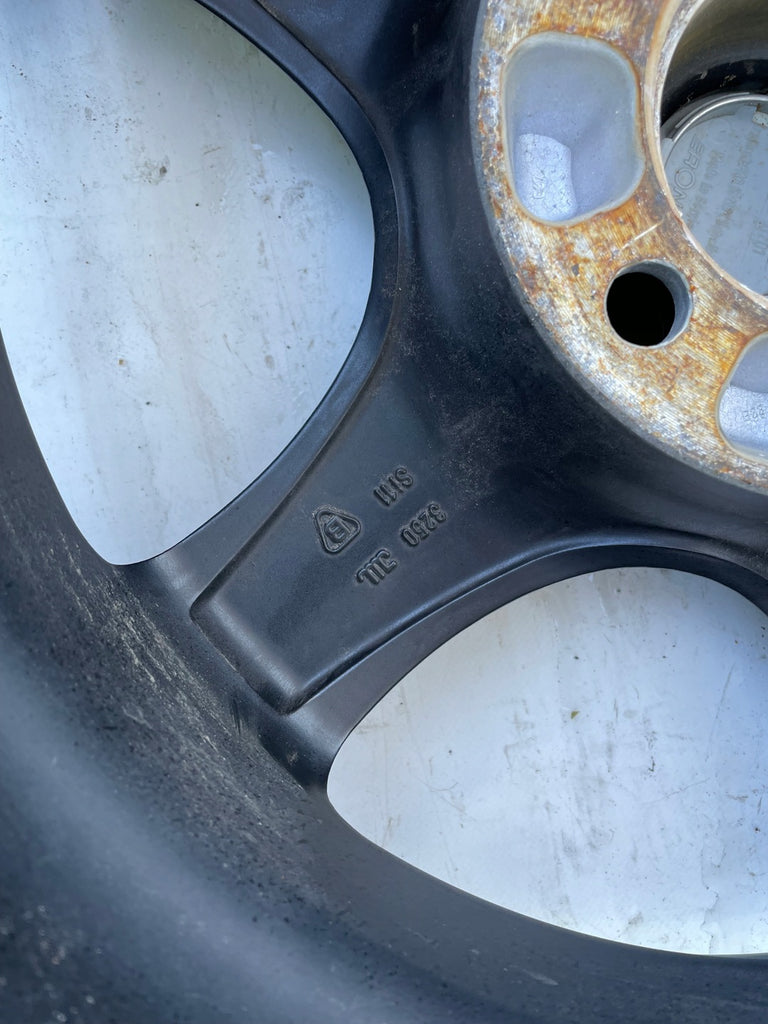 1x Alufelge 16 Zoll 6.5" 5x114.3 31 5ET 56R665548 Rim Wheel