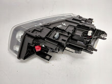 Laden Sie das Bild in den Galerie-Viewer, Frontscheinwerfer Audi Q3 8U0941031 Xenon Links Scheinwerfer Headlight SCH5475007369za