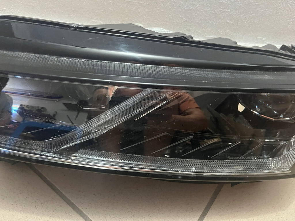Frontscheinwerfer Skoda Octavia IV 5E4941015A LED Links Scheinwerfer Headlight SCH2829612370es