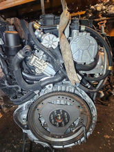 Laden Sie das Bild in den Galerie-Viewer, Motor Mercedes-Benz W204 W212 271860 1.8 CGI 60TKm Benzin Engine Unkomplett MOT8402831268vg