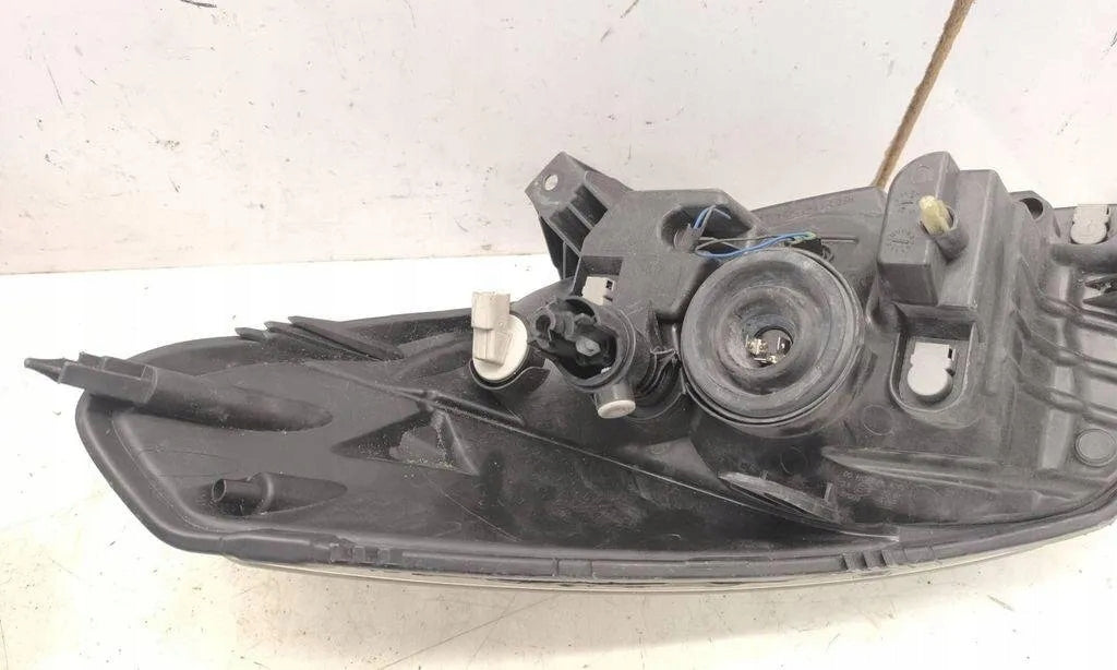 Frontscheinwerfer Dacia Sandero 8200733877 Rechts Scheinwerfer Headlight SCH3351096984nv
