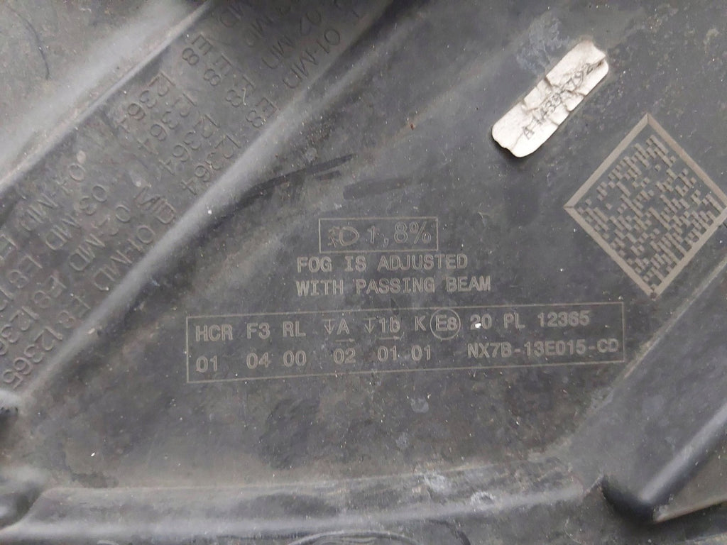 Frontscheinwerfer Ford Focus NX7B-13E015-CD NX7B-13E015- LED Rechts oder Links SCH6287680722kr