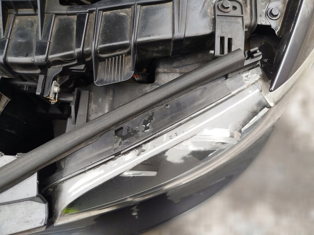 Frontscheinwerfer BMW E88 E81 E82 E87 LUP0006567 Ein Satz Scheinwerfer Headlight SCH1775307002bl