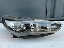 Load image into Gallery viewer, Frontscheinwerfer Hyundai I30 Fastback 92102-G4060 Ein Stück (Rechts oder Links) SCH4190597134cn
