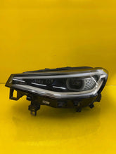 Laden Sie das Bild in den Galerie-Viewer, Frontscheinwerfer VW I 11B941035G LED Ein Stück (Rechts oder Links) Headlight SCH5972114052ed