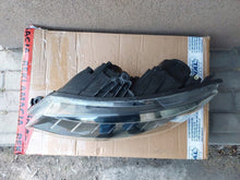 Laden Sie das Bild in den Galerie-Viewer, Frontscheinwerfer Skoda Fabia III 5V1941016 LED Ein Satz Scheinwerfer Headlight SCH9246585644bh