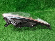 Laden Sie das Bild in den Galerie-Viewer, Frontscheinwerfer Kia Venga 030125720200 1P92102000921021P000 Rechts Headlight SCH8555517558ee