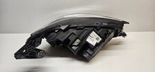 Laden Sie das Bild in den Galerie-Viewer, Frontscheinwerfer Opel Corsa F 39162653 LED Links Scheinwerfer Headlight SCH6157984512aw