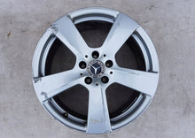 Load image into Gallery viewer, 1x Alufelge 18 Zoll 9.0&quot; 5x112 54ET Glanz Silber A2124011402 Mercedes-Benz W212