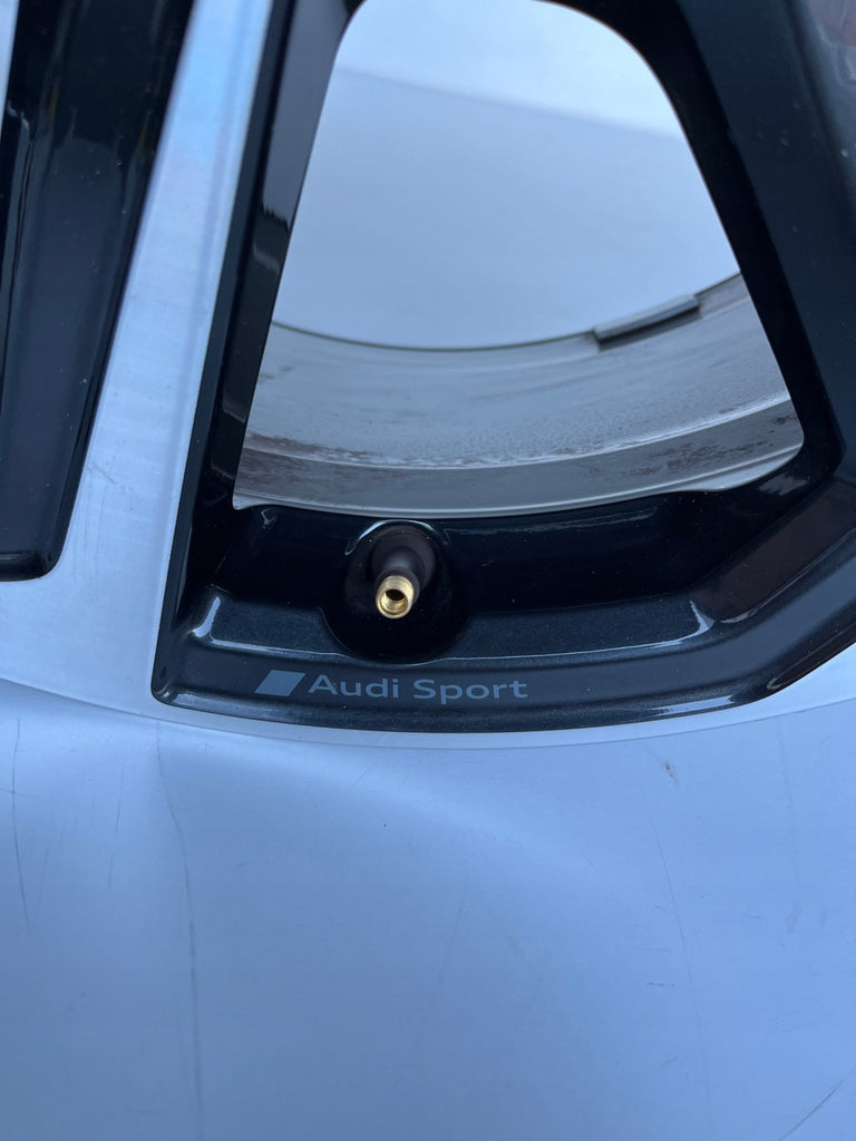 1x Alufelge 18 Zoll 7.5" 5x100 46ET Glanz Schwarz 82A601025 Audi Mg Rim Wheel FEL8047938486gg