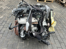 Laden Sie das Bild in den Galerie-Viewer, Motor Kia Sorento I D4CB 2.5 CRDI 170PS Diesel Engine Komplett