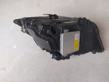 Laden Sie das Bild in den Galerie-Viewer, Frontscheinwerfer BMW E91 E90 6942737 Links Scheinwerfer Headlight SCH2203843085vb