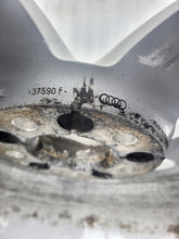 Load image into Gallery viewer, 1x Alufelge 16 Zoll 7.0" 5x112 35ET Glanz Silber 8W0601025 Audi A4 B9 Rim Wheel FEL6134377924xv