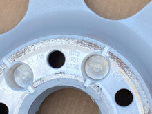 Load image into Gallery viewer, 4x Alufelge 17 Zoll 7.0" 5x112 37ET Glanz Silber 8R0601025 Audi A4 A3 Rim Wheel FEL8249769500yv