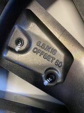 Load image into Gallery viewer, 1x Alufelge 16 Zoll 6.5&quot; 5x114.3 50ET 52910-67700 Hyundai Rim Wheel