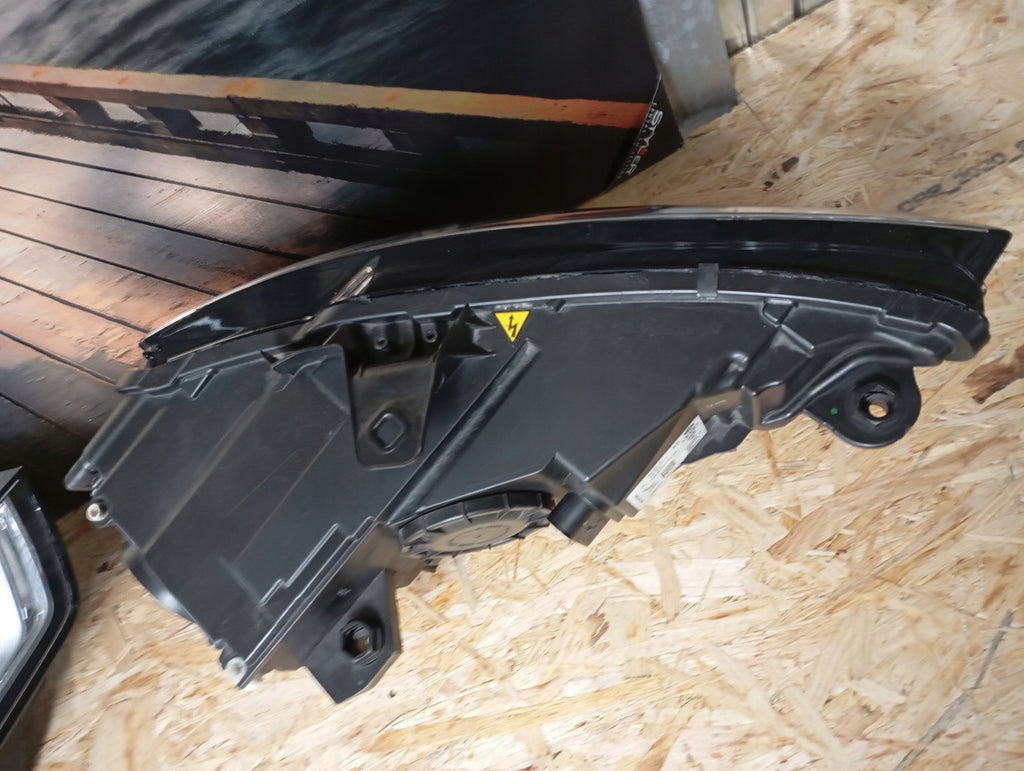 Frontscheinwerfer Audi A3 8V0941031 LED Ein Stück (Rechts oder Links) Headlight