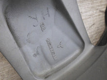 Load image into Gallery viewer, 1x Alufelge 18 Zoll 7.0" 5x114.3 38ET Glanz Schwarz Mitsubishi Outlander I FEL4606060608fy