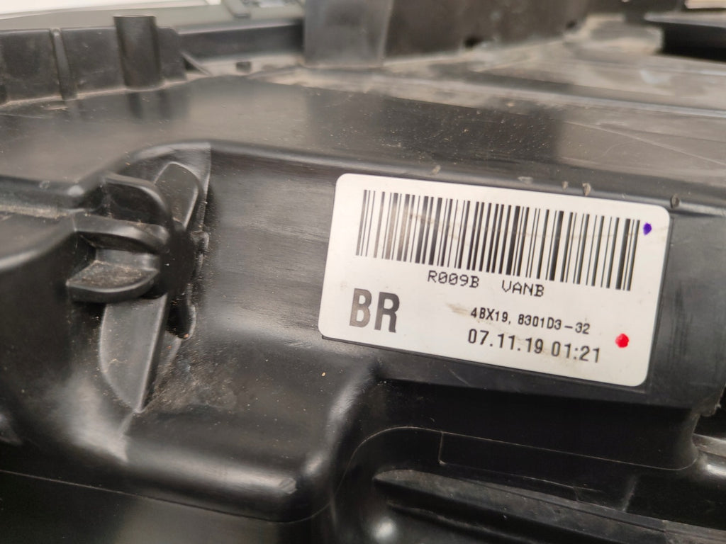 Frontscheinwerfer Mitsubishi Outlander 8301D3-32 LED Rechts Headlight